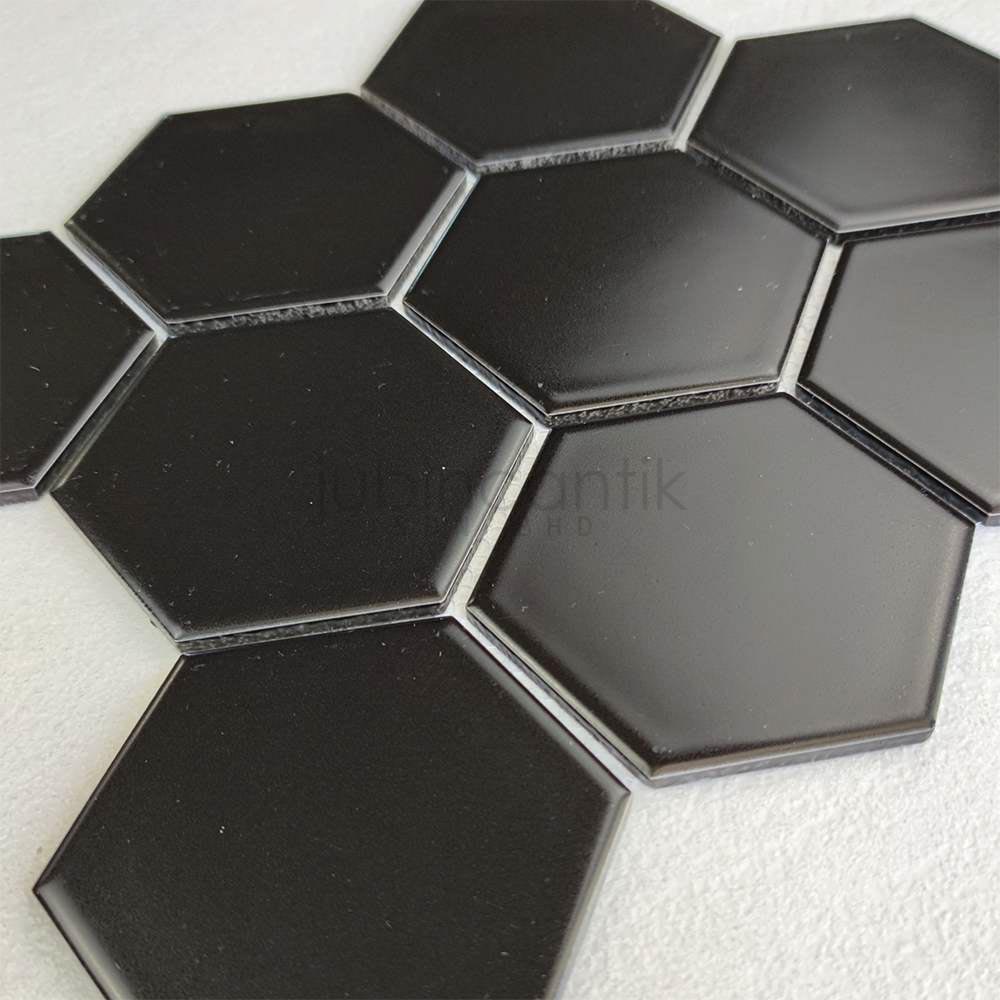 HEXAGON BLACK -<br>MOSAIC