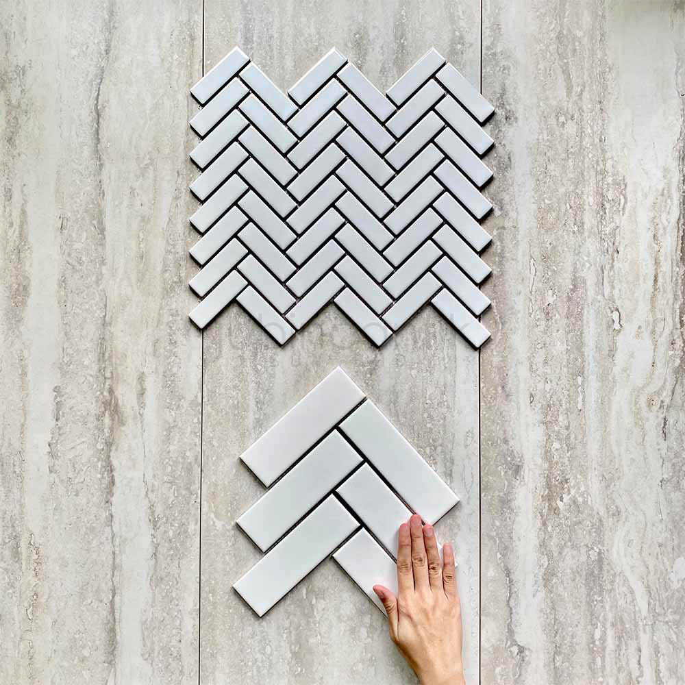 HERRINGBONE WHITE-<br>MOSAIC