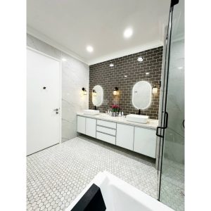 Hex Medium Carrara (10)